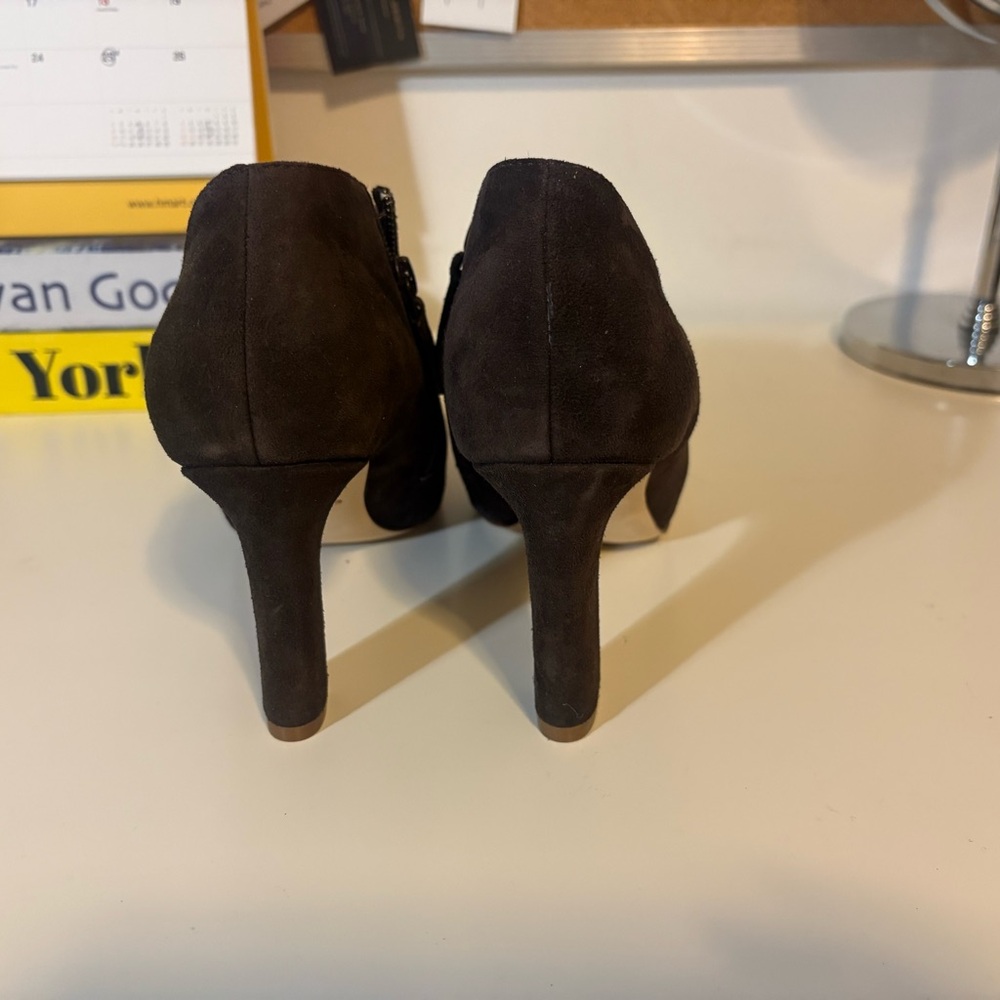Elegant Black Suede Women's Heels